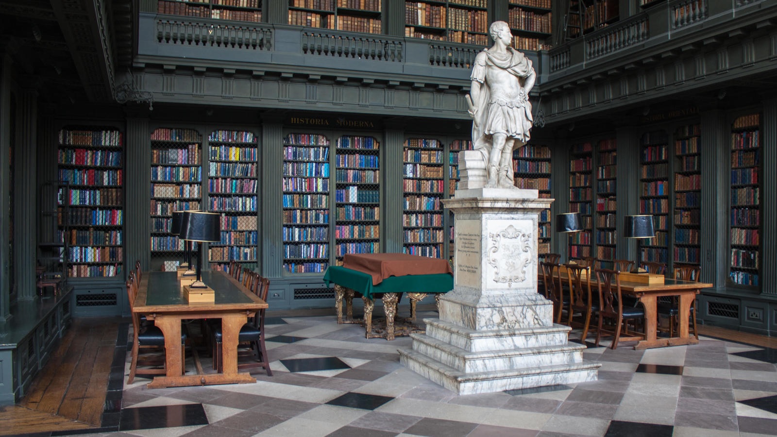 Codrington Library University of Oxford.jpg